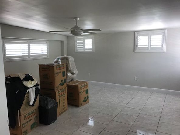 8402 N Hwy 301, Tampa, FL 33637